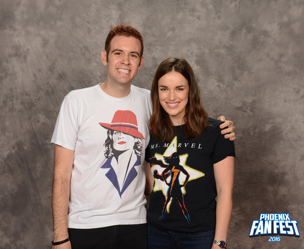  Cheesin' with Elizabeth Henstridge (AKA: Jemma Simmons from  Agents of S.H.I.E.L.D ! 